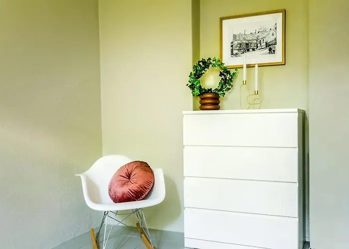 Apartmán 8 Bed Spaces And High Standard With Parking Included